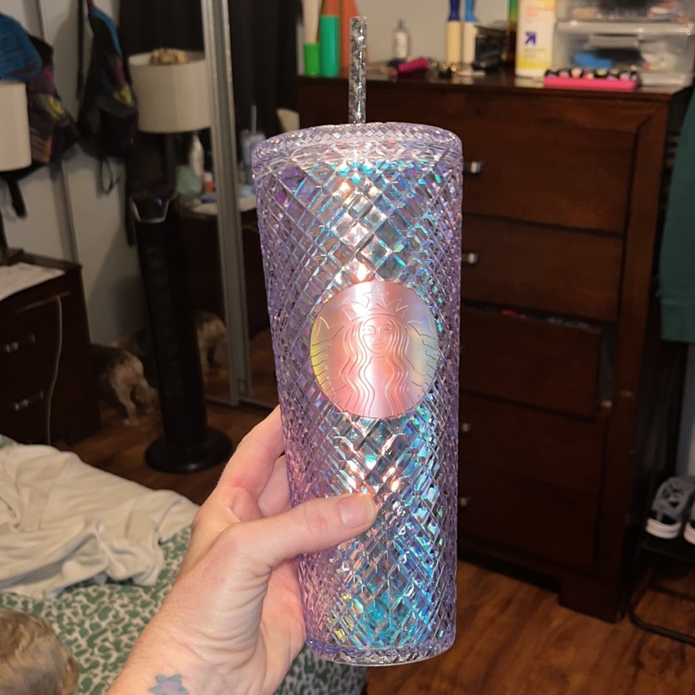 2022 holiday iridescent cup